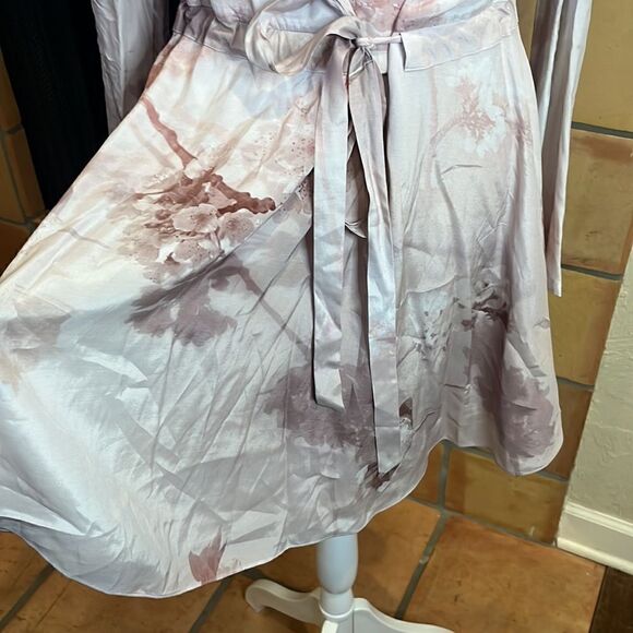 ALLSAINTS Cassandra Ume viscose/poly mini Dress in Petal Pink, 6! - Picture 3 of 10